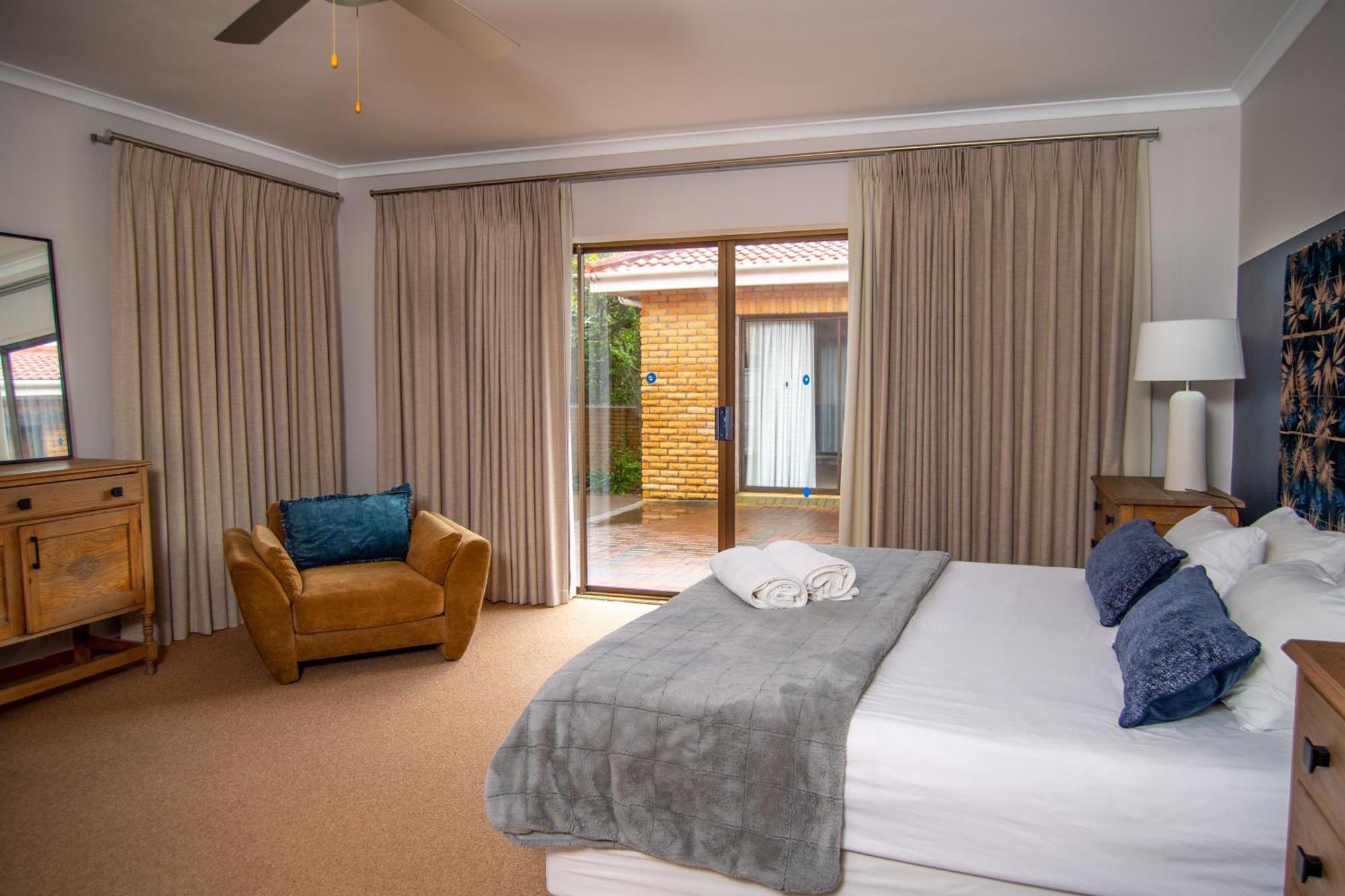 Great White Accommodation Kleinbaai Quarto foto
